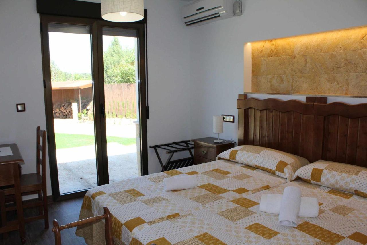 Casas Rurales Laguna La Tinaja Оса де Монтиел Екстериор снимка
